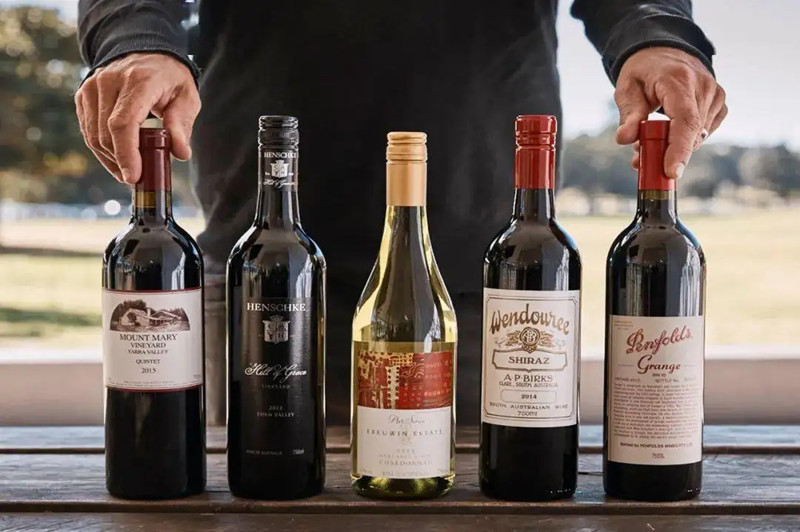 1667820117297745.jpg 紅葡萄酒進(jìn)口代理報(bào)關(guān)流程.jpg