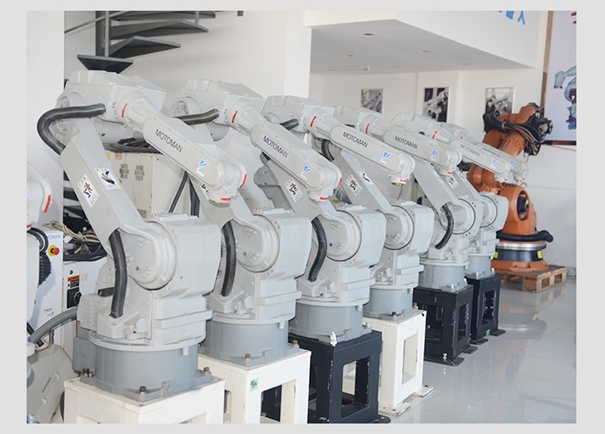 二手多功能工業(yè)機器人進口清關(guān)_副本.jpg