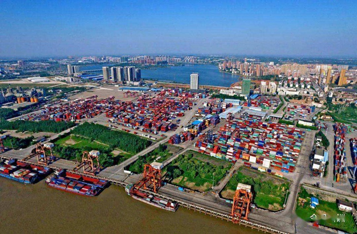 武漢港進(jìn)口報(bào)關(guān)公司